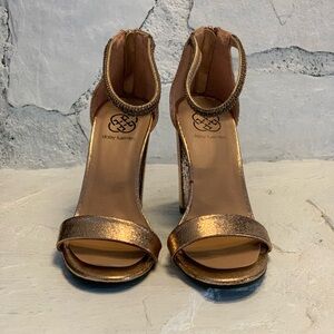 Daisy Fuentes Metallic Bronze Ankle-Strap Heels Rose gold size 7.5M